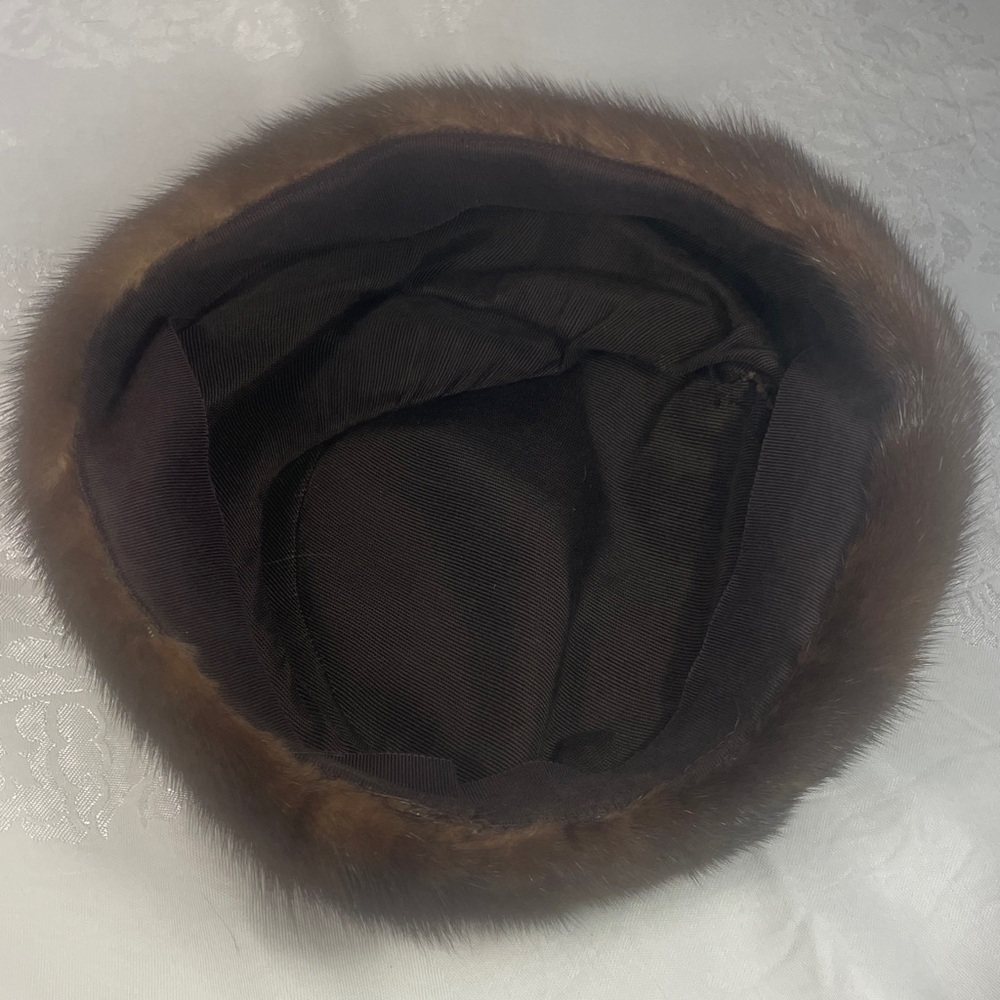 VINTAGE Brown Fur Women's Hat Maybe Mink. No Tags. I small flaw in lining Beret - Picture 5 of 8